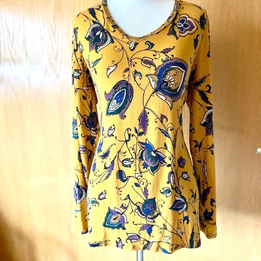 EUC-Westport Floral V-Neck Blouse - Picture 2 of 10